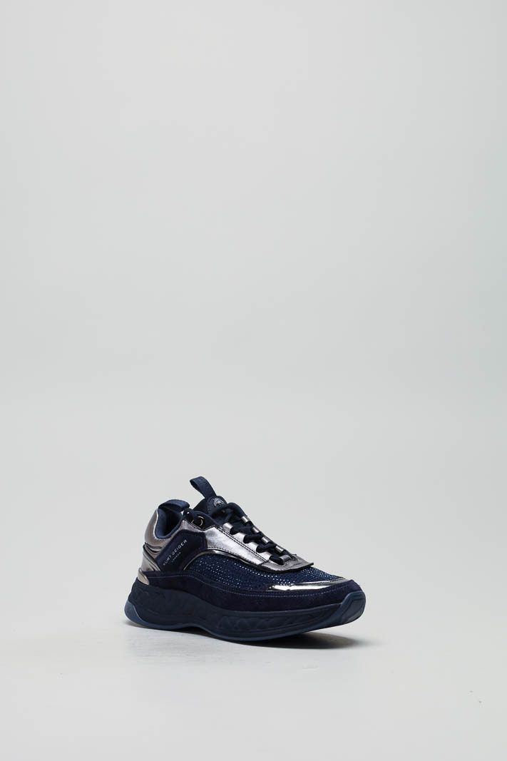zoom in on Donkerblauw Sneaker image Donkerblauw Sneaker image