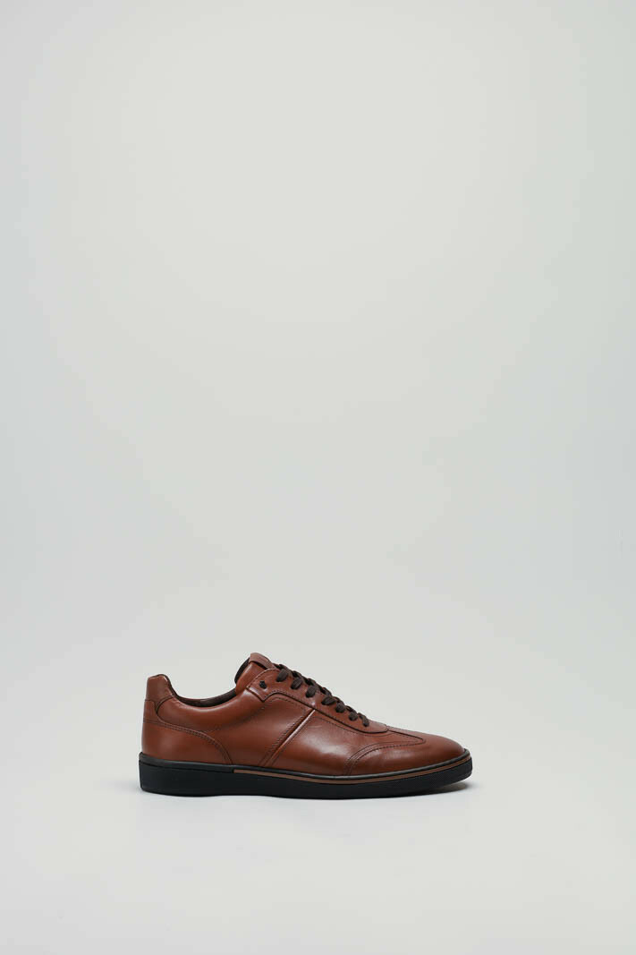 zoom in on Cognac Sneaker image Cognac Sneaker image