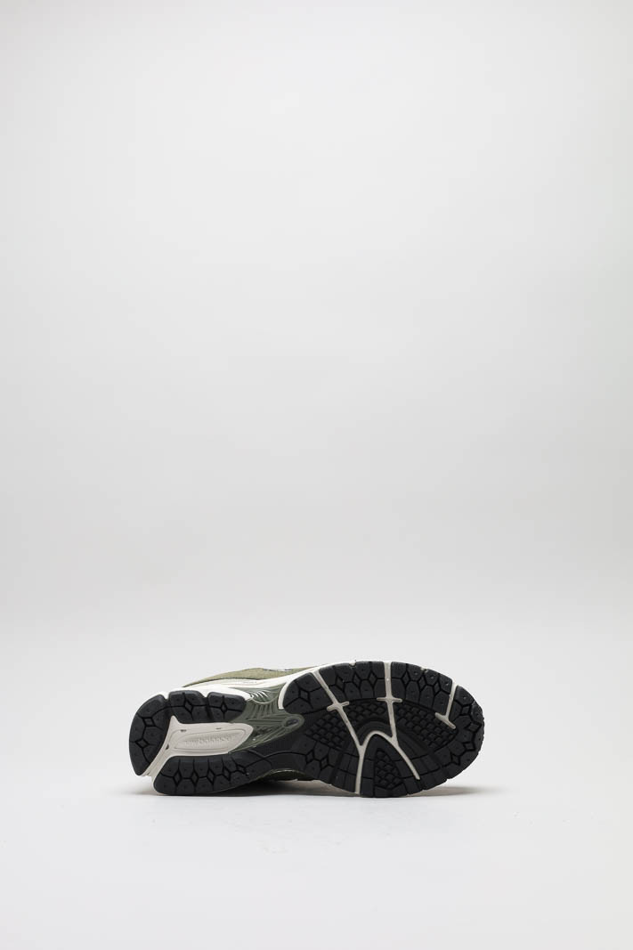 zoom in on Kaki Sneaker image Kaki Sneaker image