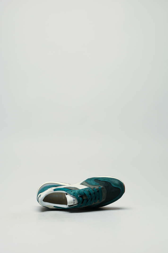 zoom in on Groen Sneaker image Groen Sneaker image