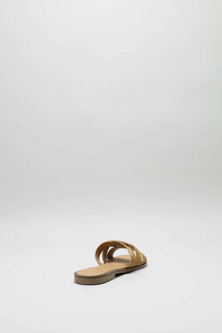 zoom in on Bruin Slipper image Bruin Slipper image