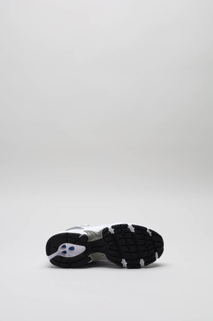zoom in on Wit Sneaker image Wit Sneaker image