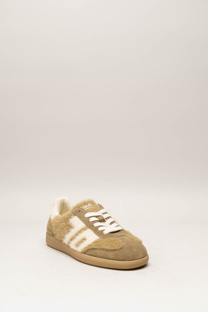 Beige Sneaker