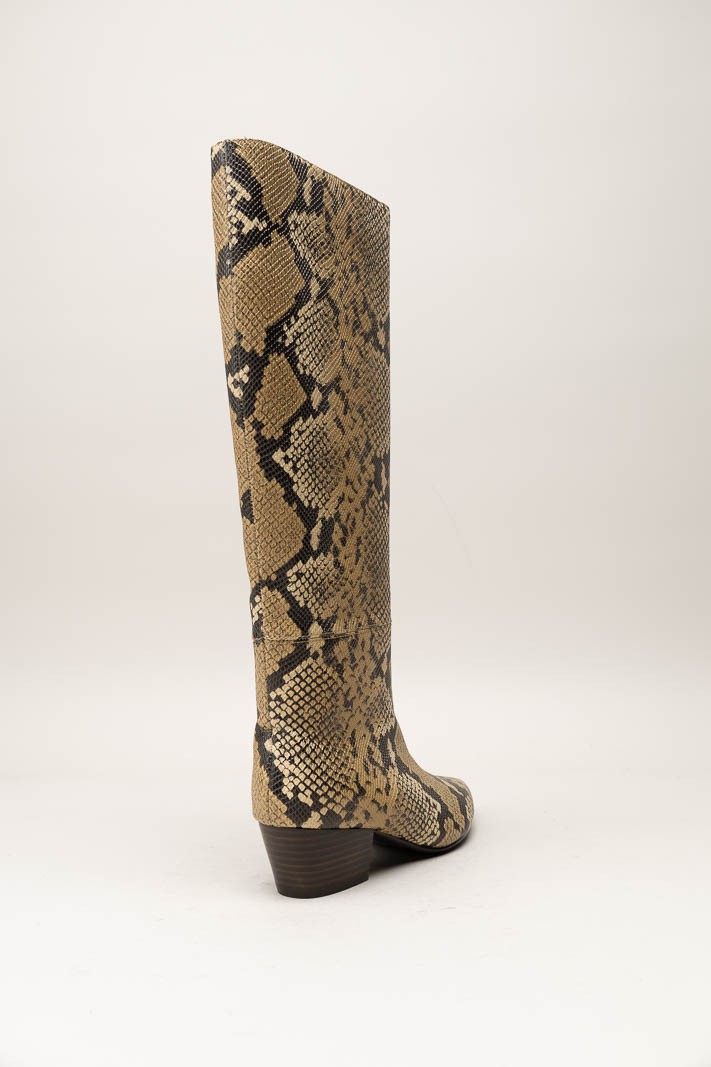 Beige Laars image