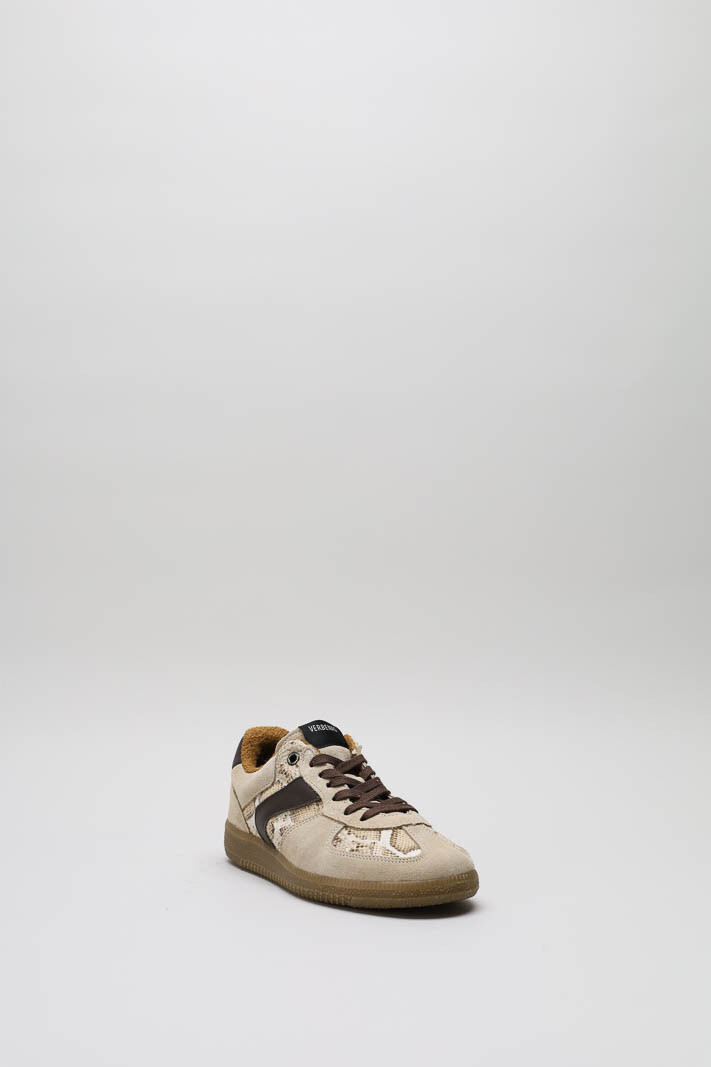 Beige Sneaker