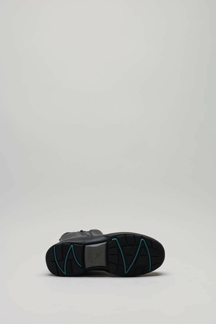 zoom in on Zwart Enkellaars plat image Zwart Enkellaars plat image