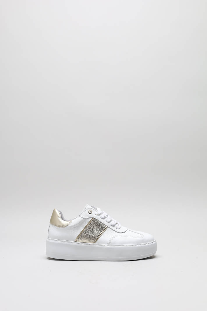 zoom in on Wit Sneaker image Wit Sneaker image