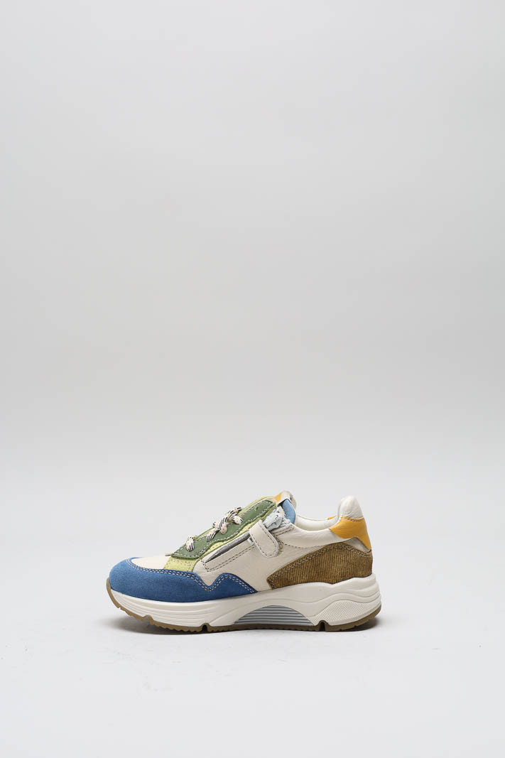 zoom in on Blauw Sneaker image Blauw Sneaker image