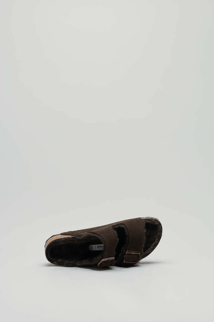 zoom in on Bruin Slipper image Bruin Slipper image