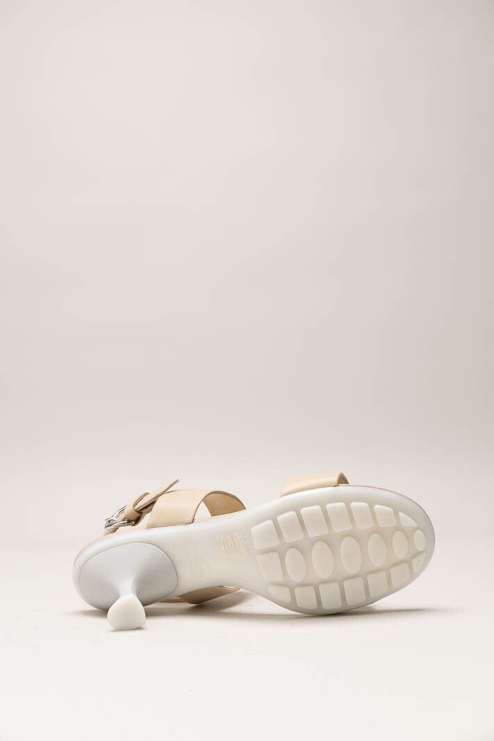 Nude Sandaal hak image