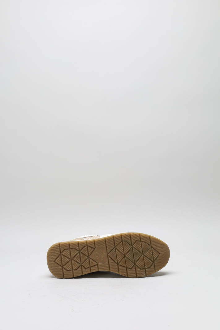 zoom in on Lichtbeige Sneaker image Lichtbeige Sneaker image