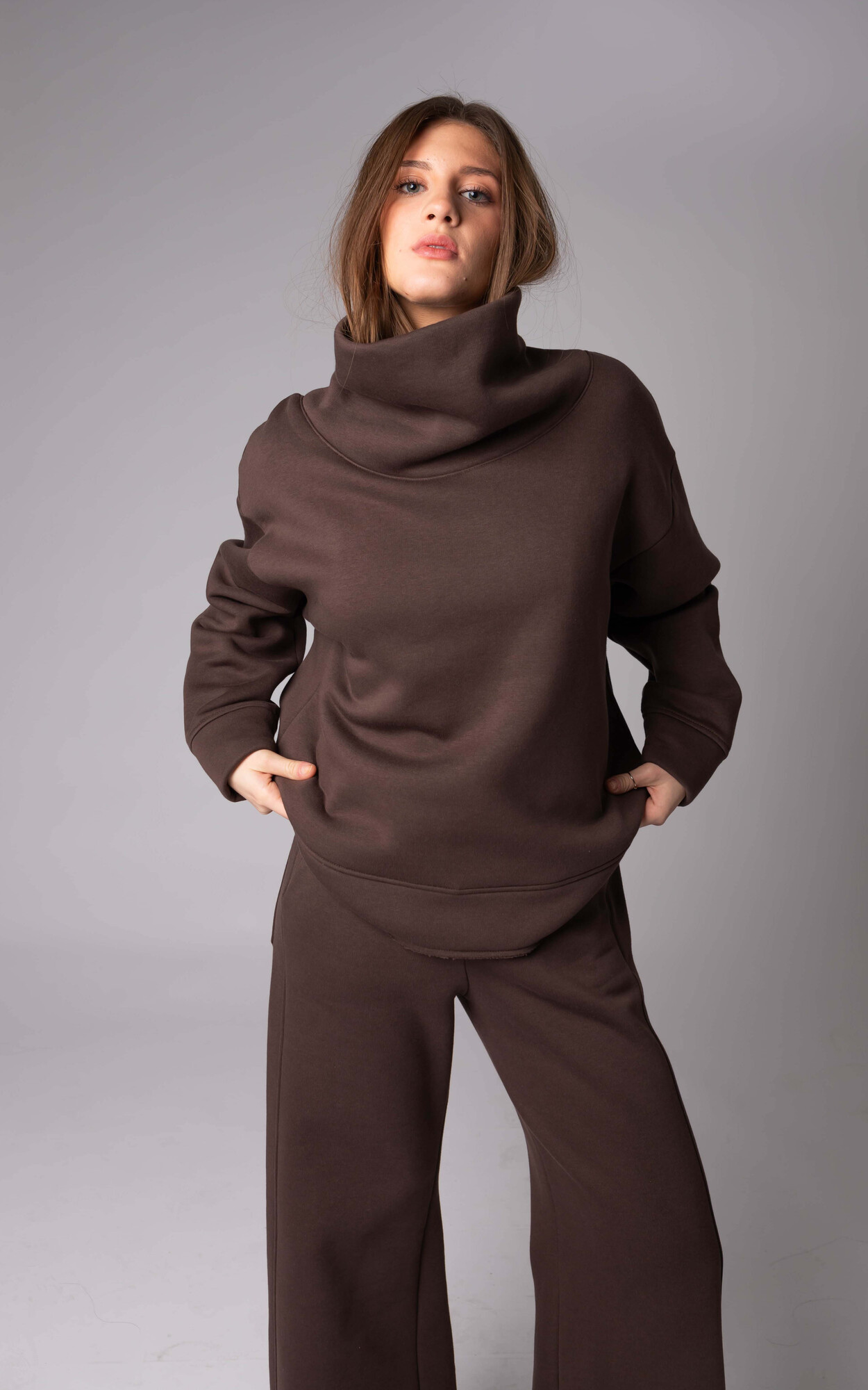 Bruin Sweater/trui