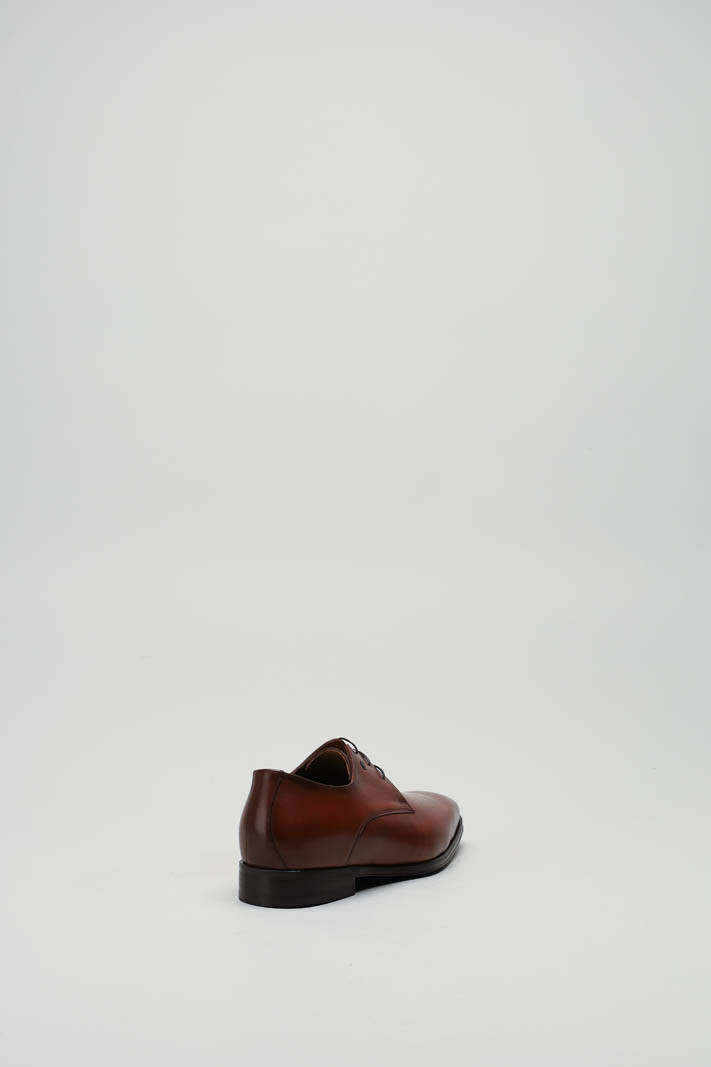 zoom in on Cognac Veterschoen image Cognac Veterschoen image