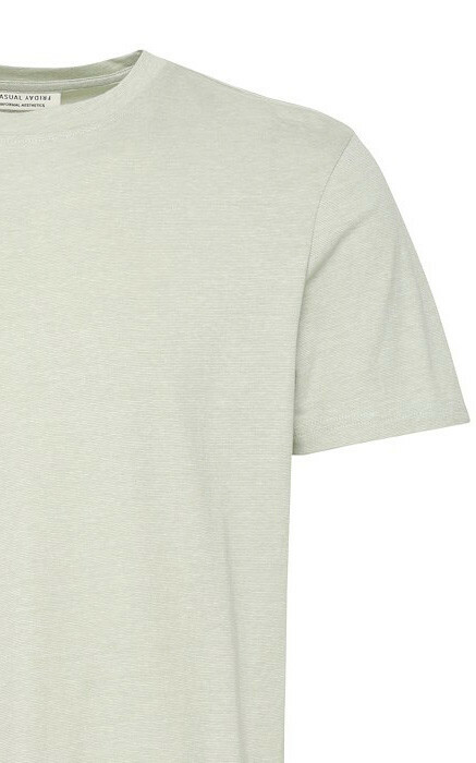 zoom in on Lichtgroen T-shirt image Lichtgroen T-shirt image