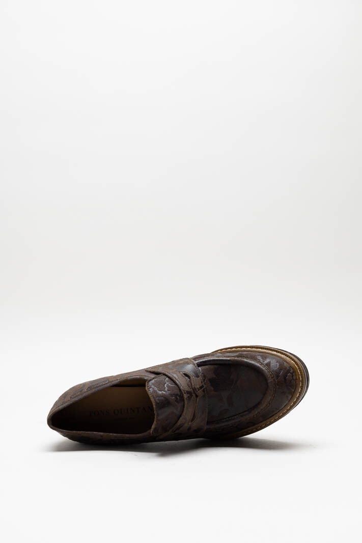 zoom in on Donkerbruin Mocassin hak image Donkerbruin Mocassin hak image