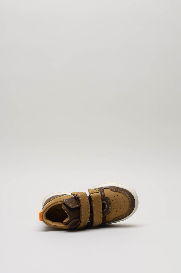 zoom in on Bruin Velcro schoen image Bruin Velcro schoen image