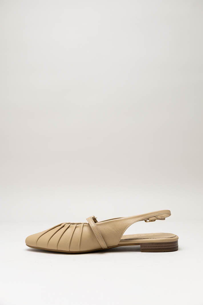 Donkerbeige Ballerina image