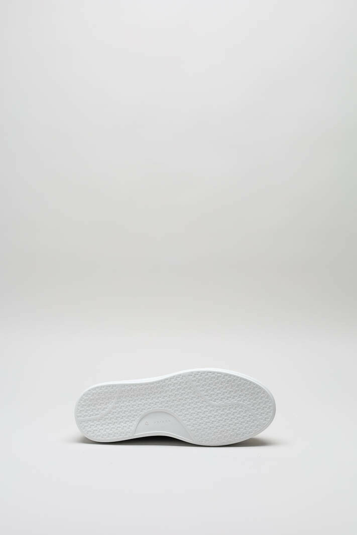 zoom in on Beige Veterschoen image Beige Veterschoen image