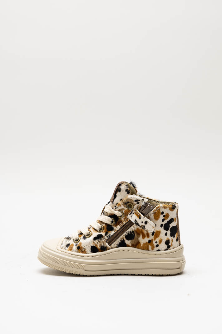 zoom in on Ecru Sneaker image Ecru Sneaker image
