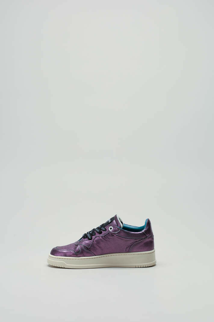 zoom in on Paars Sneaker image Paars Sneaker image