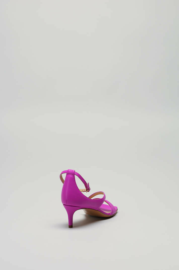 zoom in on Fuchsia Sandaal hak image Fuchsia Sandaal hak image