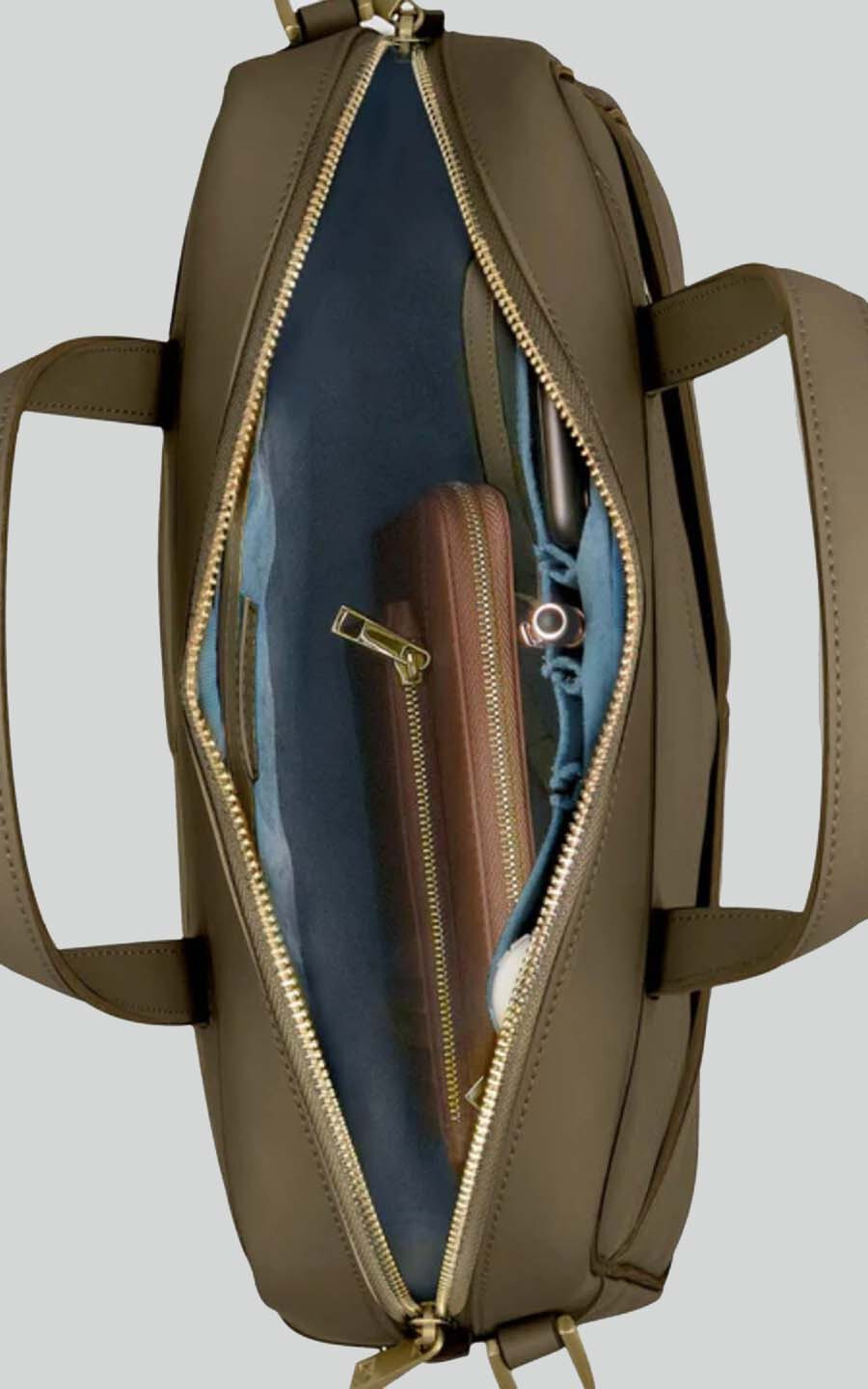 Kaki Cross body image