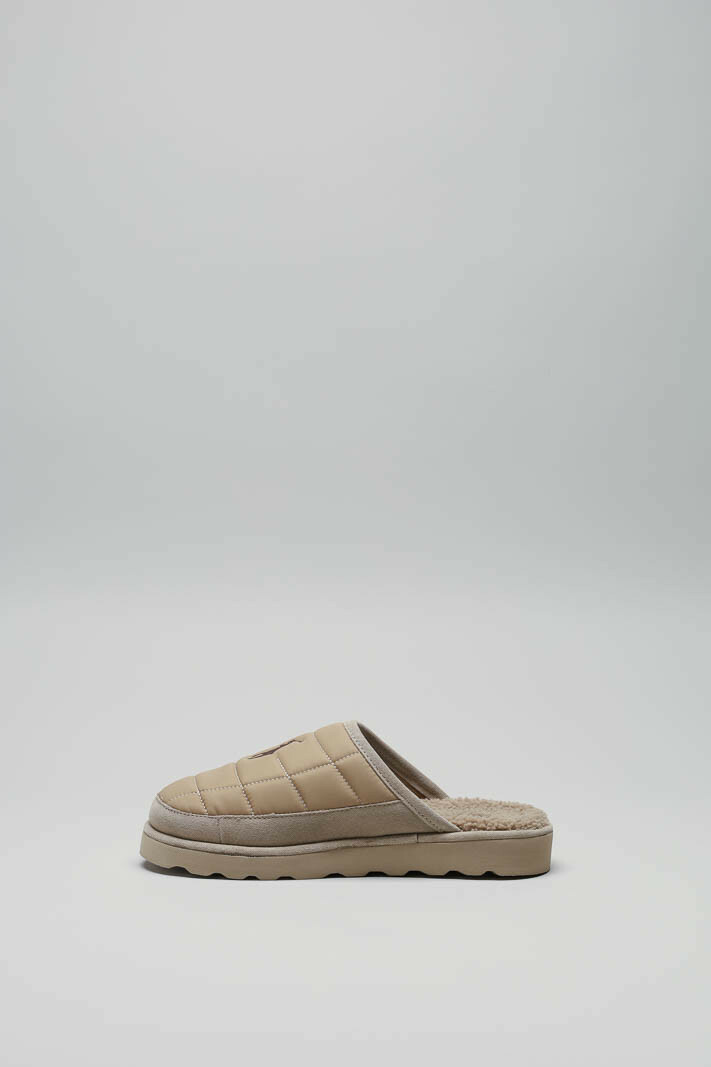 zoom in on Beige Pantoffel image Beige Pantoffel image