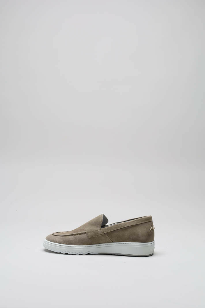 zoom in on Taupe Instapper image Taupe Instapper image