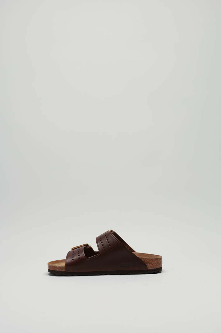 zoom in on Bruin Slipper image Bruin Slipper image