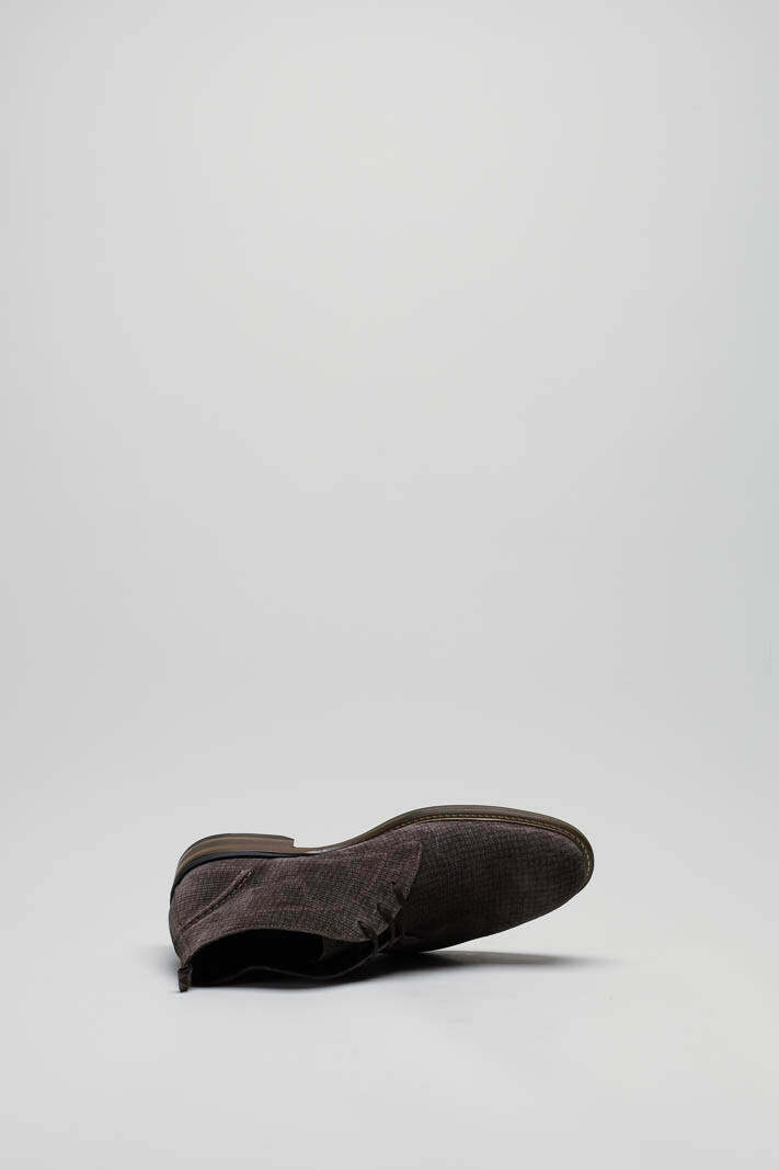 zoom in on Taupe Veterschoen hoog image Taupe Veterschoen hoog image