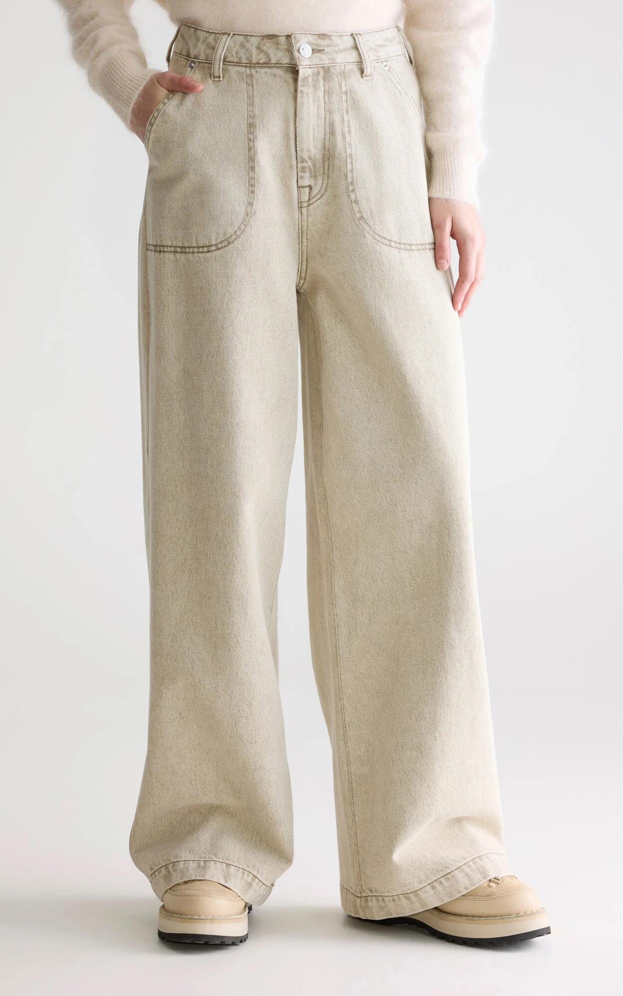 zoom in on Beige Broek image Beige Broek image