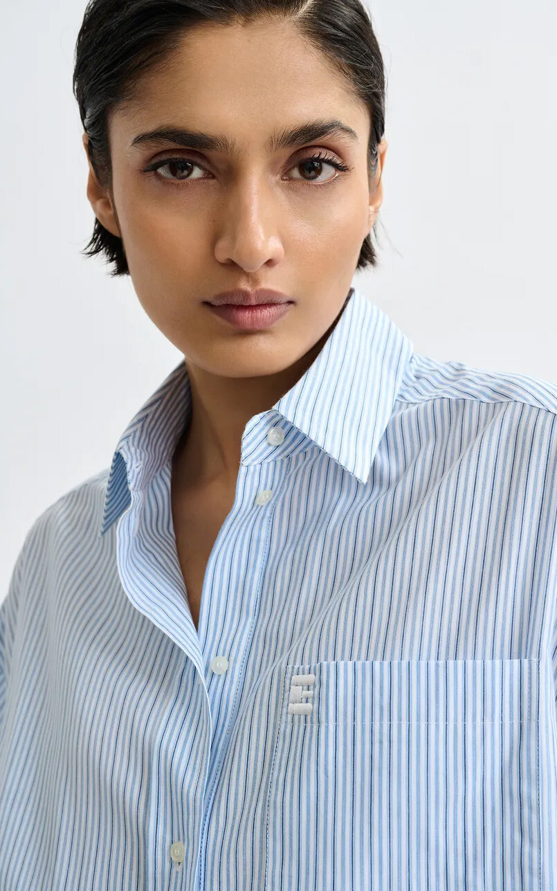 Lichtblauw Hemd image