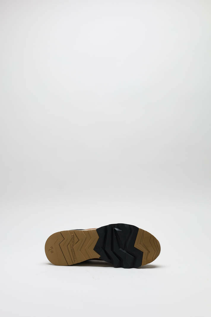zoom in on Cognac Sneaker image Cognac Sneaker image