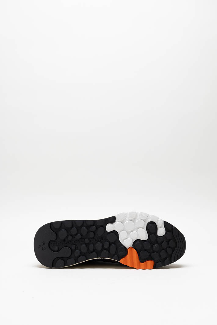 Bruin Sneaker image