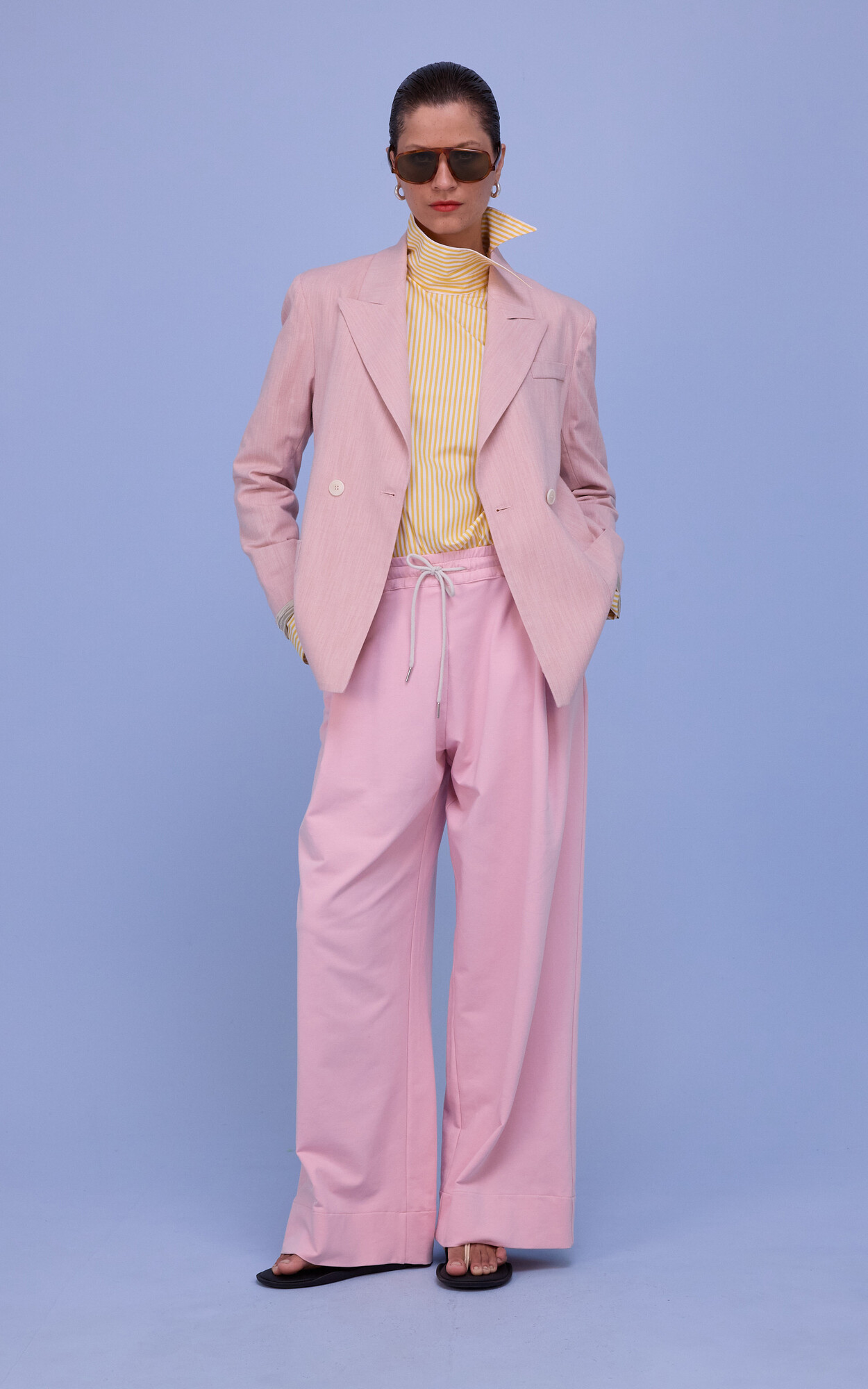 Roze Blazer image