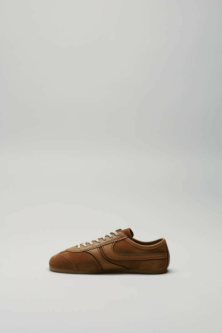 zoom in on Bruin Sneaker image Bruin Sneaker image