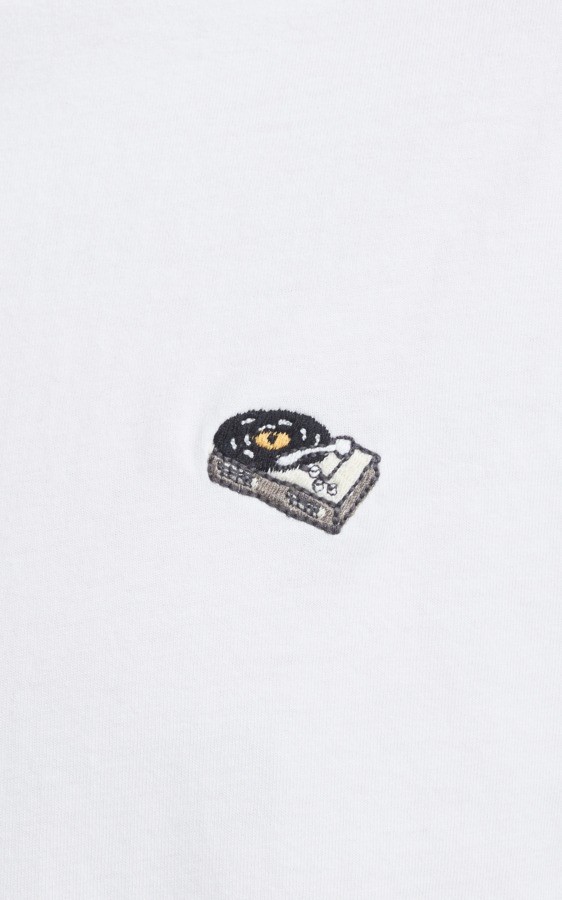 Off white T-shirt image
