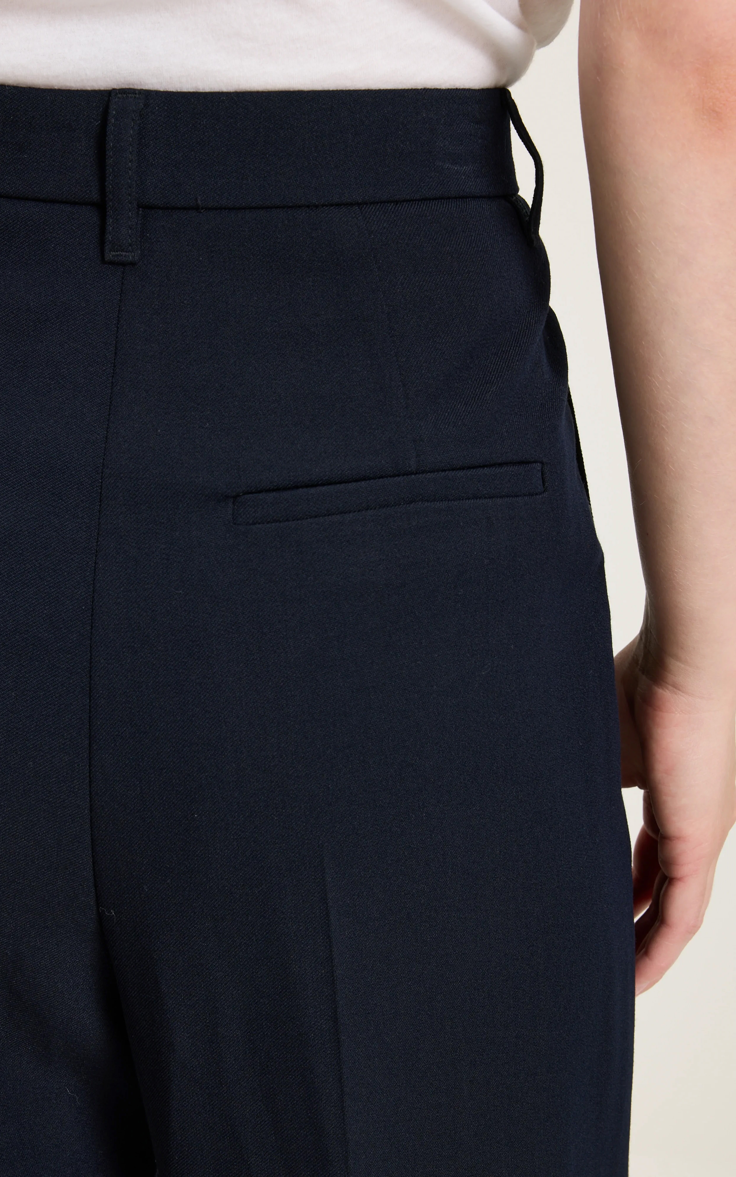 zoom in on Blauw Broek image Blauw Broek image
