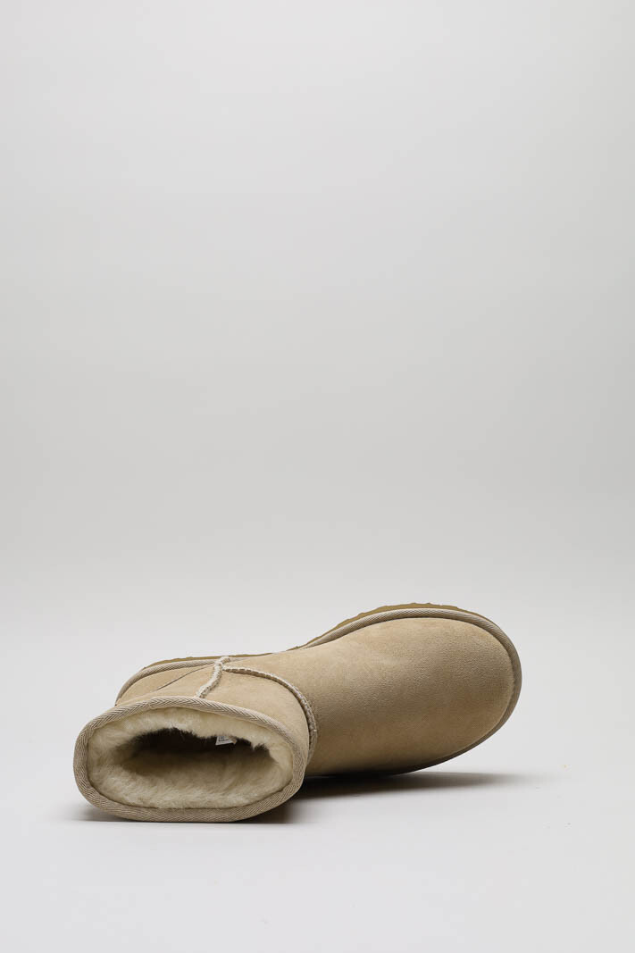 zoom in on Beige Enkellaars plat image Beige Enkellaars plat image
