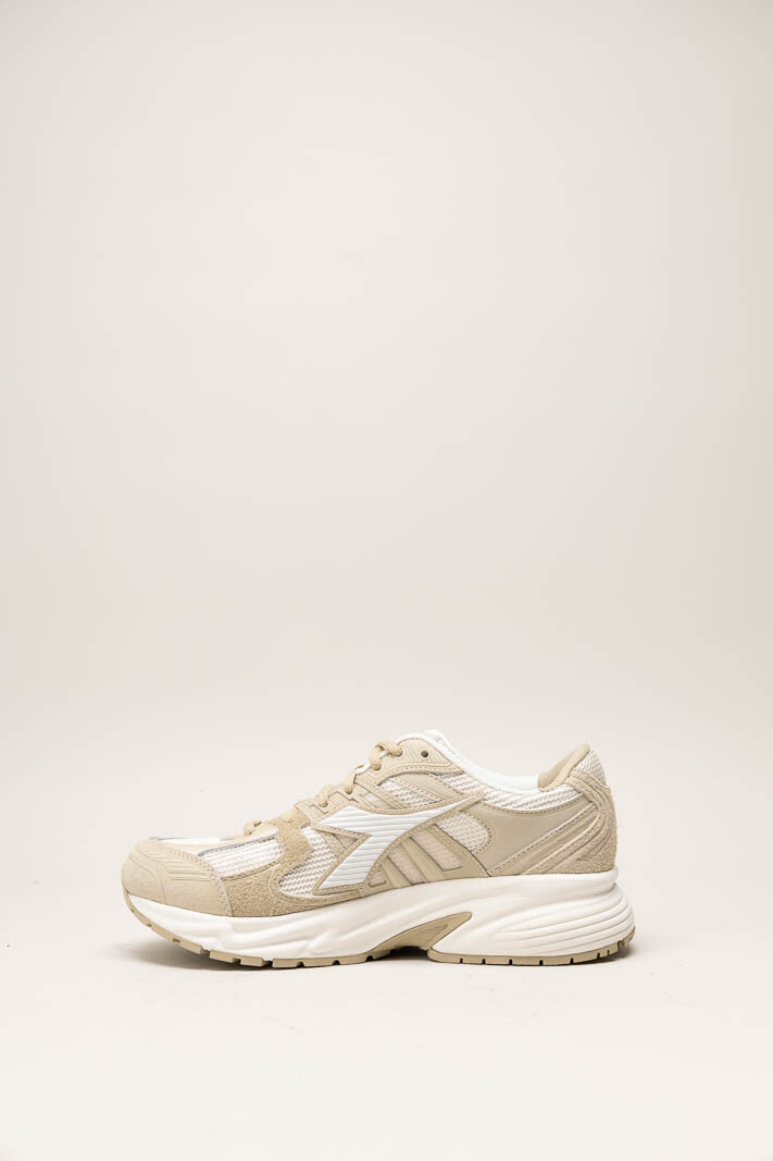 Beige Sneaker image