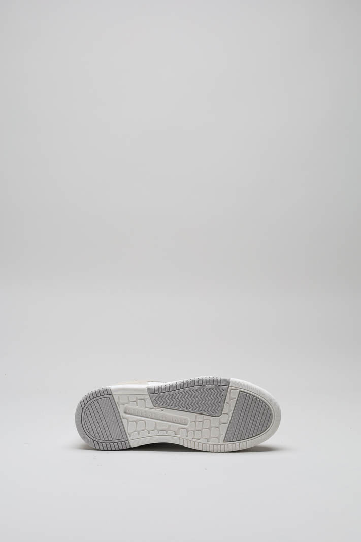 zoom in on Wit Sneaker image Wit Sneaker image