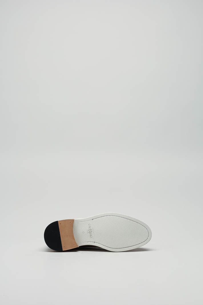 zoom in on Beige Veterschoen image Beige Veterschoen image