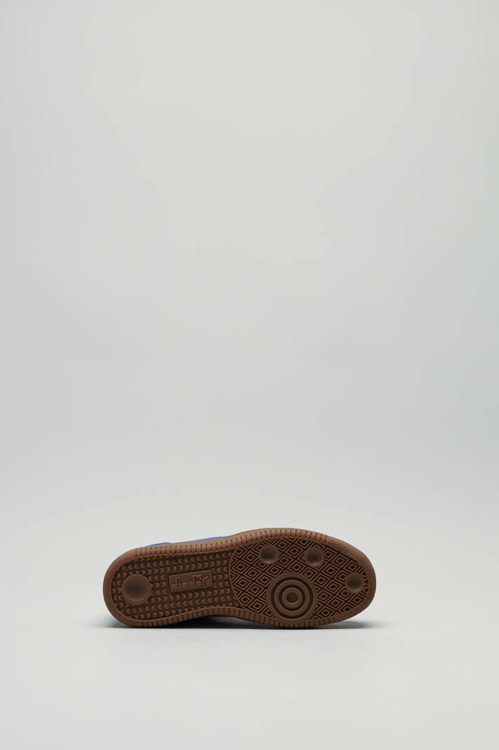 zoom in on Blauw Sneaker image Blauw Sneaker image