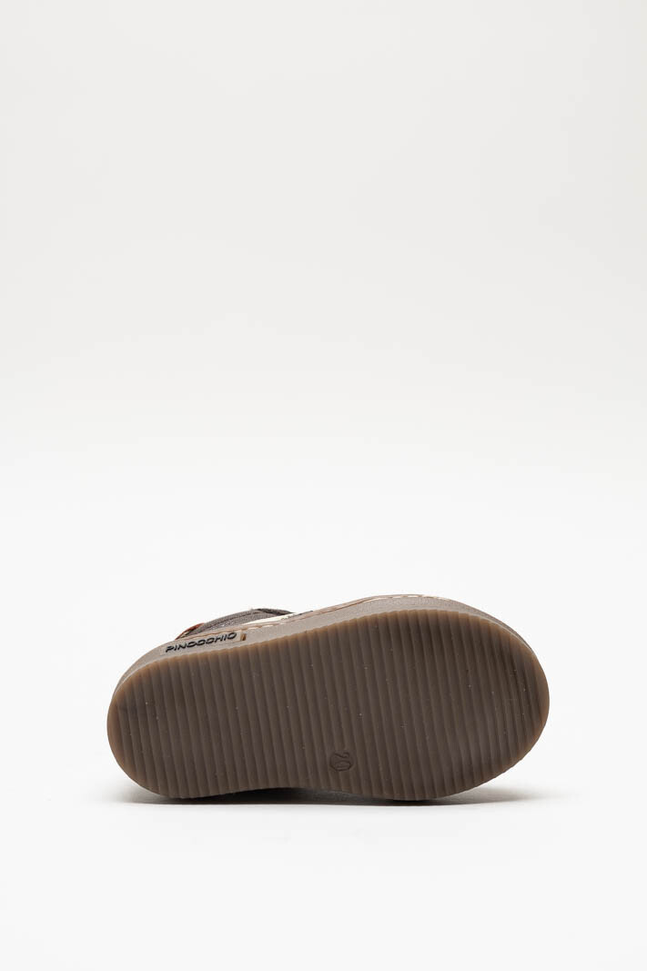 zoom in on Donkerbruin Sneaker image Donkerbruin Sneaker image