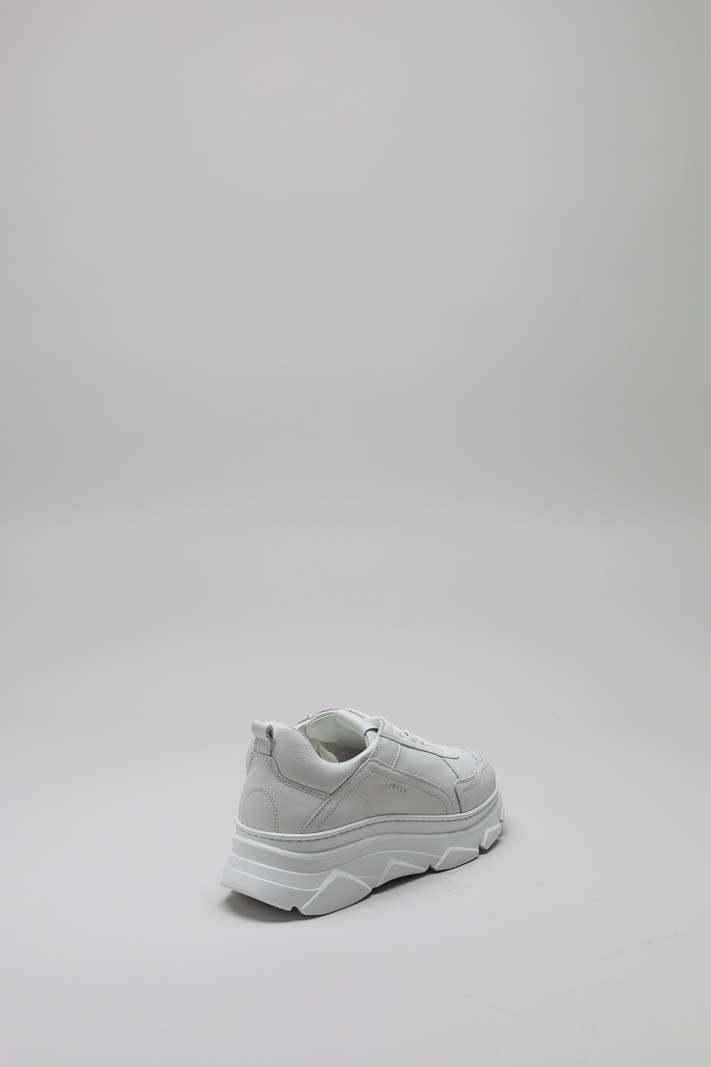 zoom in on Wit Sneaker image Wit Sneaker image