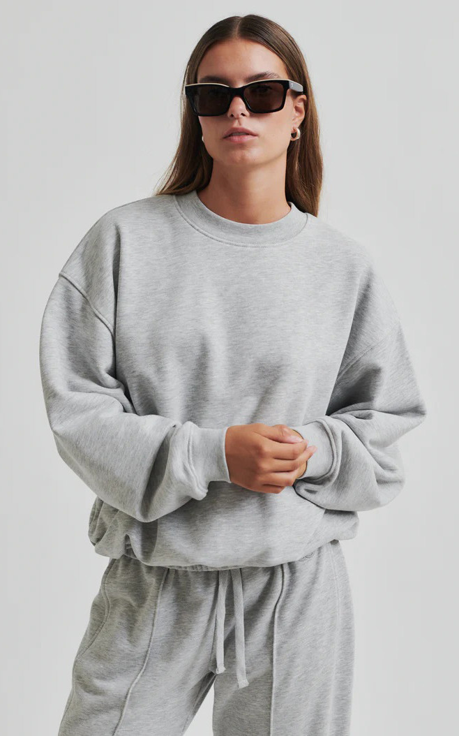 zoom in on Grijs Sweater/trui image Grijs Sweater/trui image