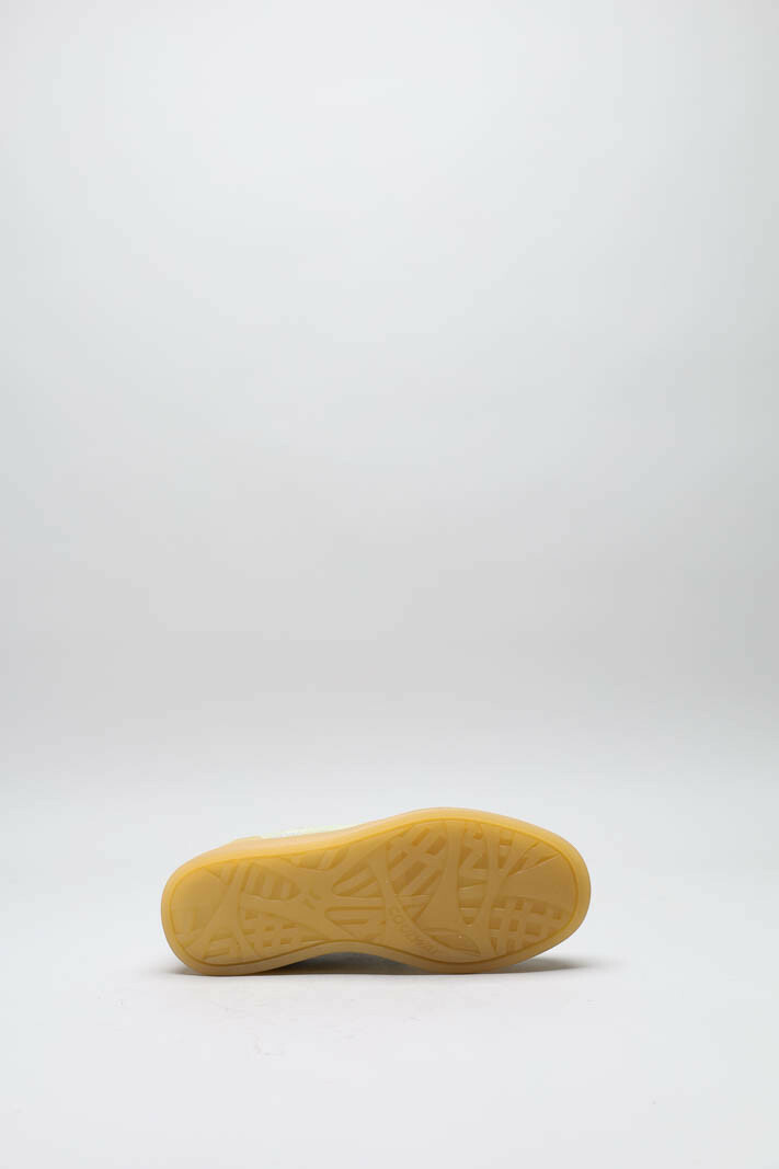 zoom in on Lichtgroen Sneaker image Lichtgroen Sneaker image