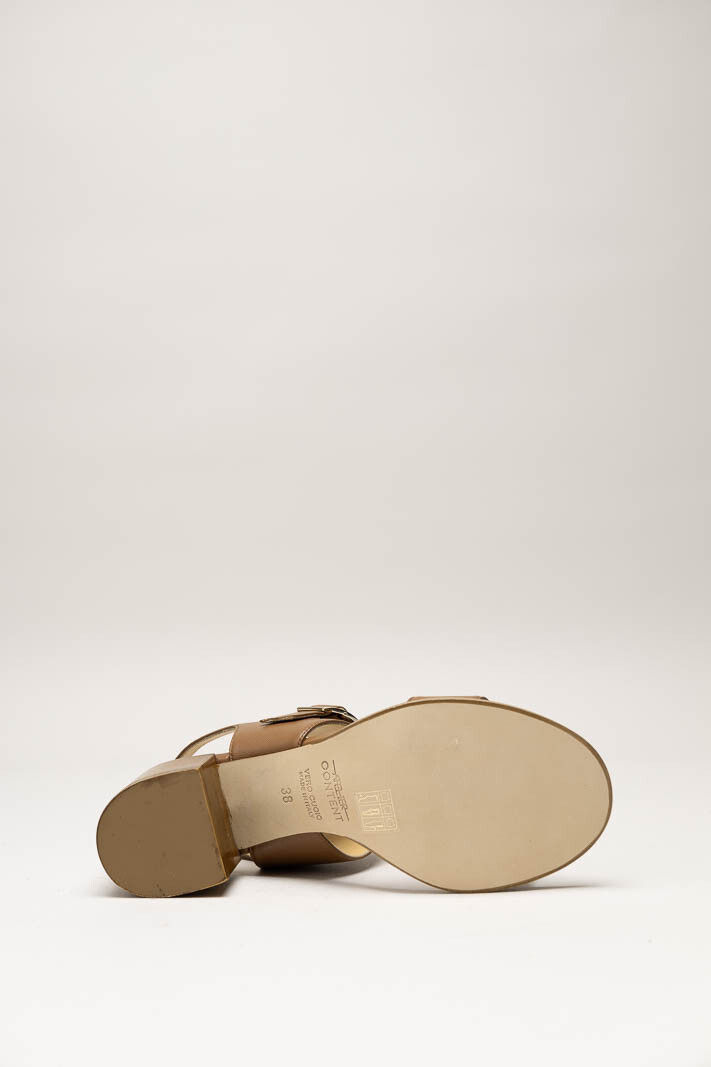 Bruin Sandaal hak image