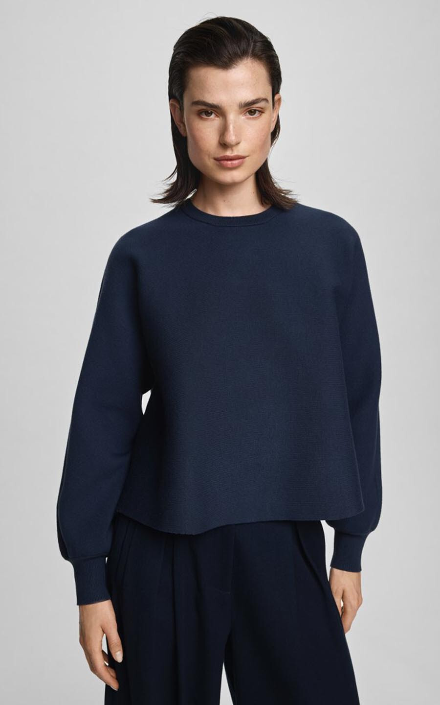 zoom in on Blauw Sweater/trui image Blauw Sweater/trui image