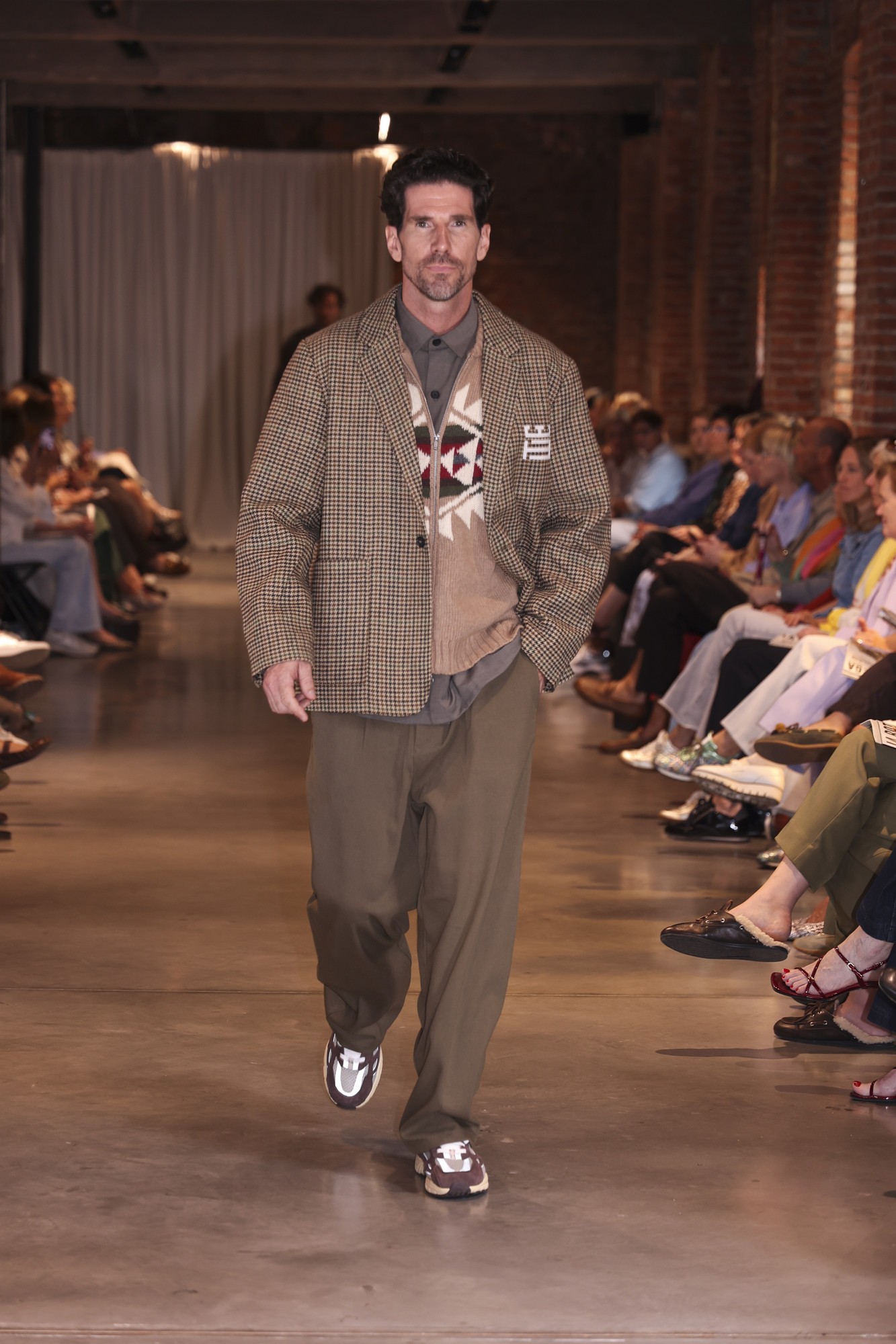 Runway Show PT.1 - 0.085